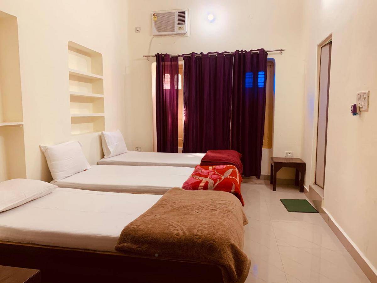 Vagabond Stay Hostel Varanasi Eksteriør bilde