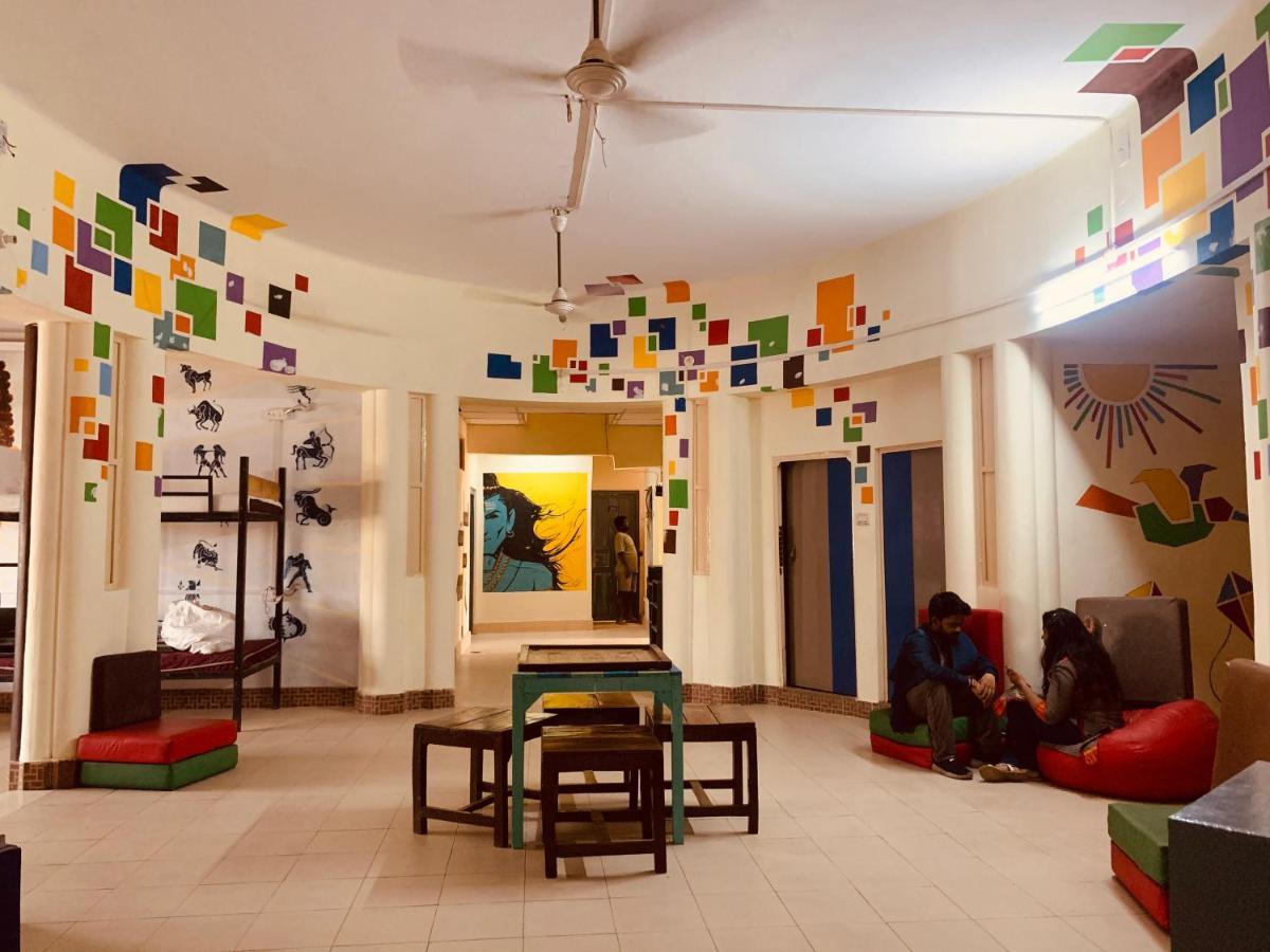 Vagabond Stay Hostel Varanasi Eksteriør bilde