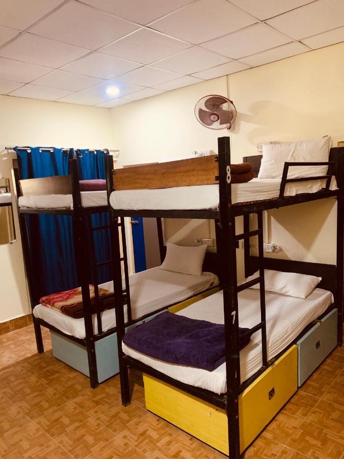 Vagabond Stay Hostel Varanasi Eksteriør bilde
