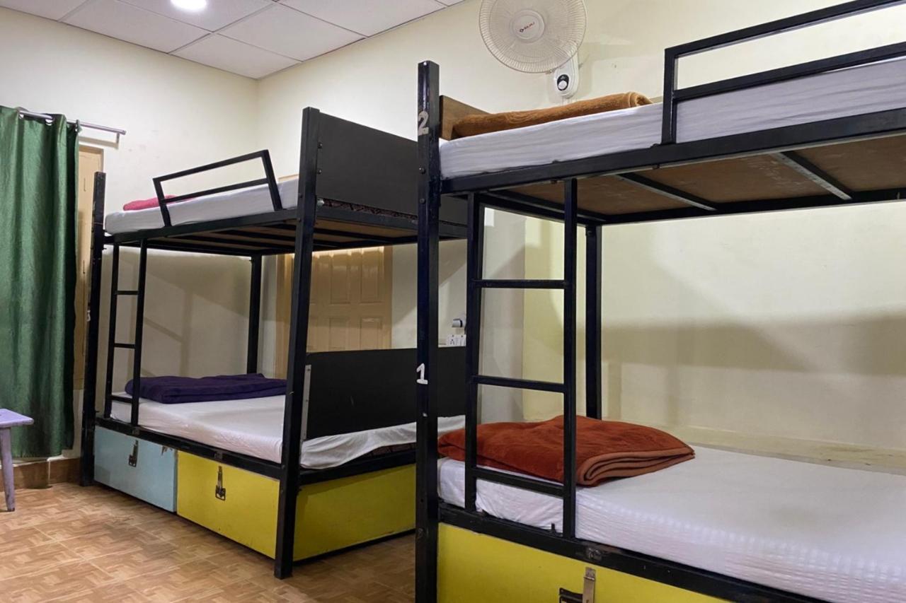 Vagabond Stay Hostel Varanasi Eksteriør bilde