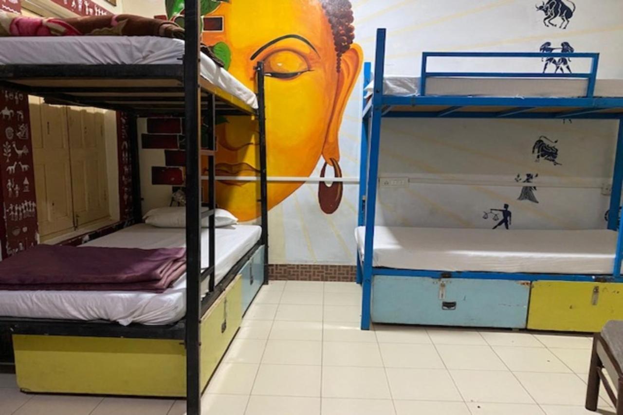 Vagabond Stay Hostel Varanasi Eksteriør bilde