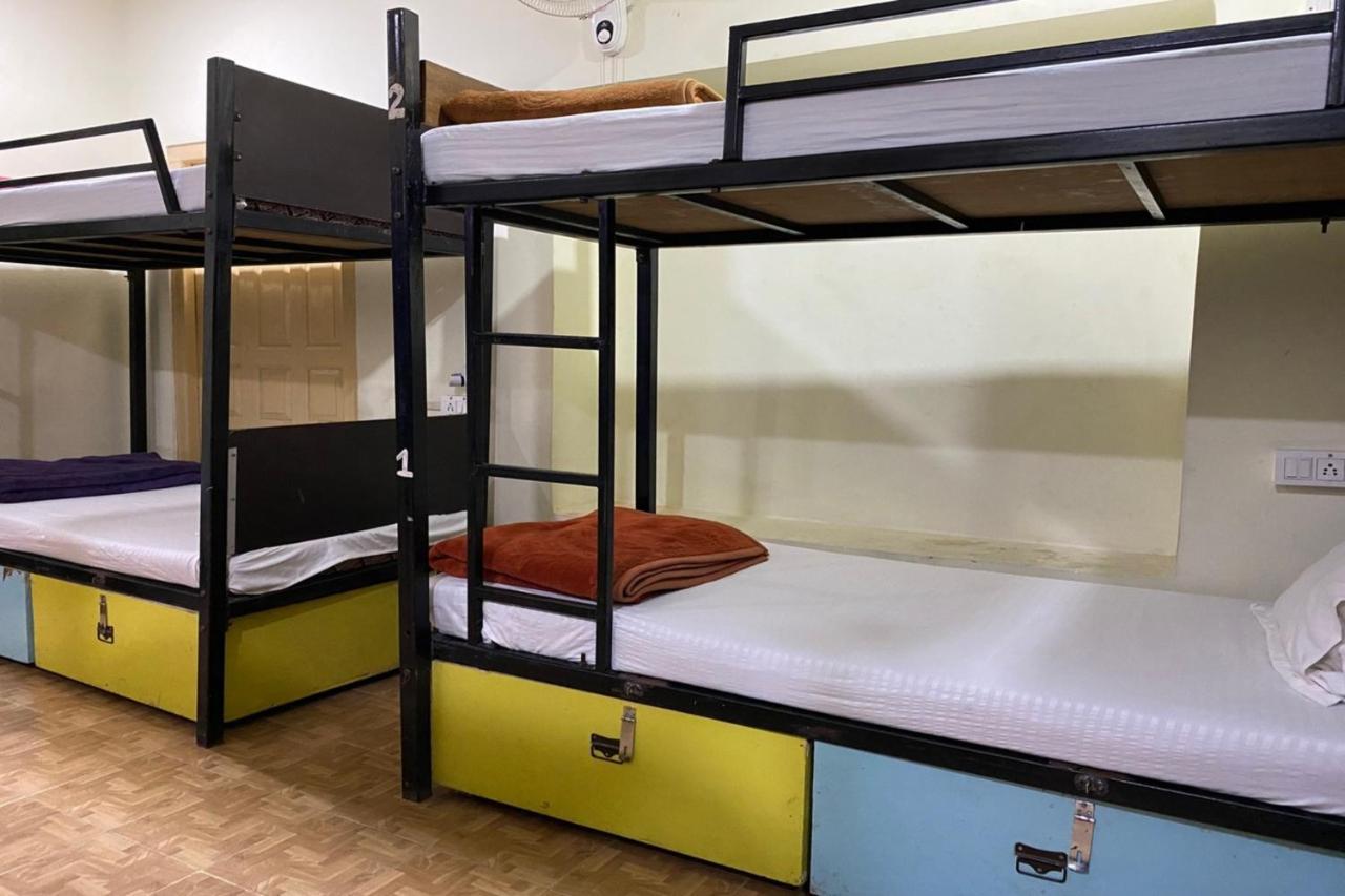 Vagabond Stay Hostel Varanasi Eksteriør bilde