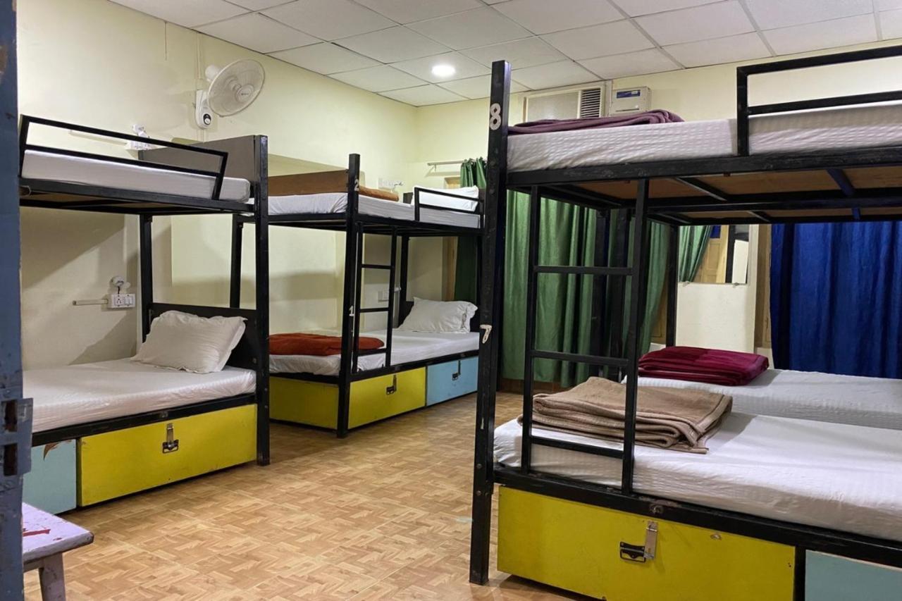 Vagabond Stay Hostel Varanasi Eksteriør bilde