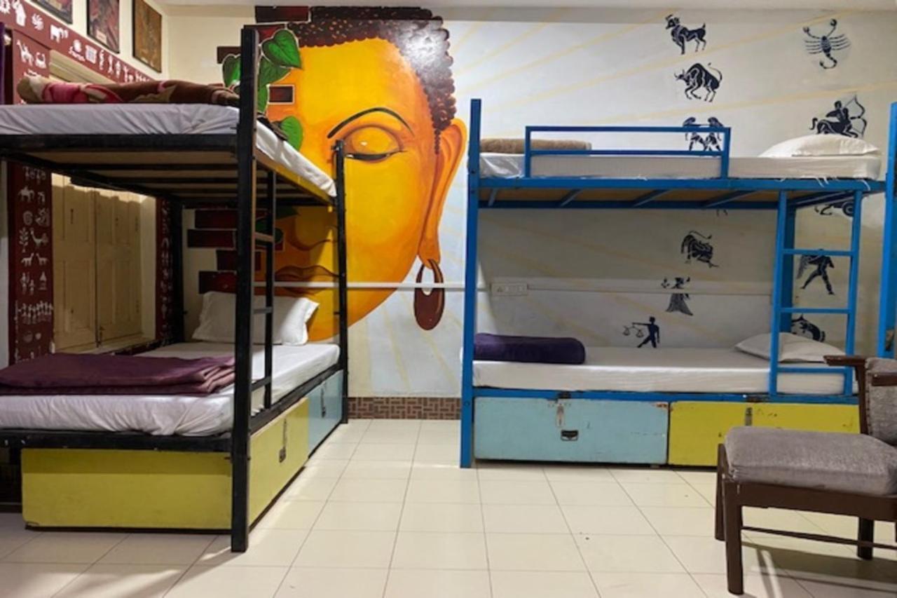 Vagabond Stay Hostel Varanasi Eksteriør bilde