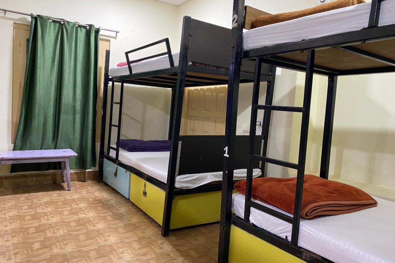 Vagabond Stay Hostel Varanasi Eksteriør bilde