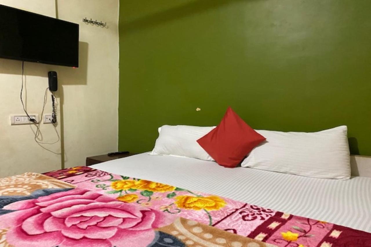 Vagabond Stay Hostel Varanasi Eksteriør bilde